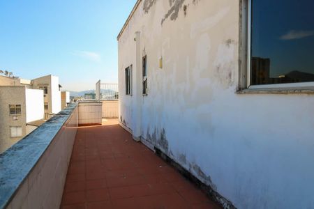 Apartamento para alugar com 200m², 3 quartos e 2 vagas Apartamento para alugar com 200m², 3 quartos e 2 vagasCobertura