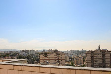 Apartamento para alugar com 200m², 3 quartos e 2 vagas Apartamento para alugar com 200m², 3 quartos e 2 vagasCobertura