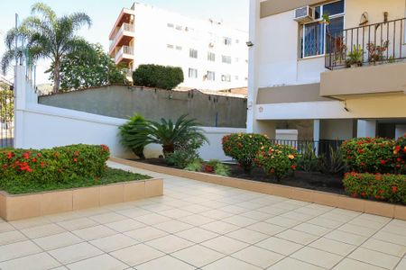 Apartamento para alugar com 200m², 3 quartos e 2 vagas Apartamento para alugar com 200m², 3 quartos e 2 vagasEntrada