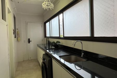 Apartamento para alugar com 208m², 4 quartos e 2 vagasÁrea de Serviço