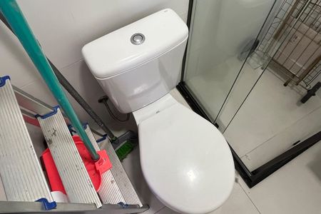 Apartamento para alugar com 208m², 4 quartos e 2 vagasBanheiro de serviço