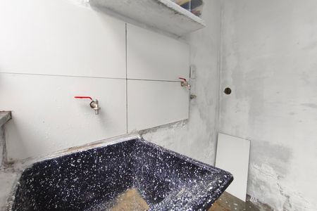 Casa para alugar com 180m², 2 quartos e 4 vagas Casa para alugar com 180m², 2 quartos e 4 vagasÁrea de Serviço
