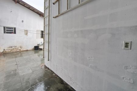 Casa para alugar com 180m², 2 quartos e 4 vagas Casa para alugar com 180m², 2 quartos e 4 vagasQuintal