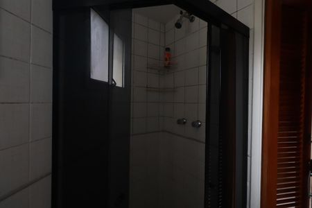 Apartamento à venda com 54m², 2 quartos e 2 vagasBanheiro da Suíte