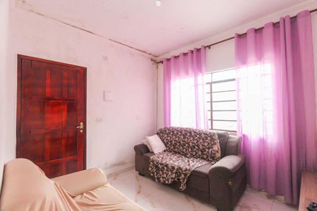 Casa para alugar com 60m², 3 quartos e 2 vagasSala