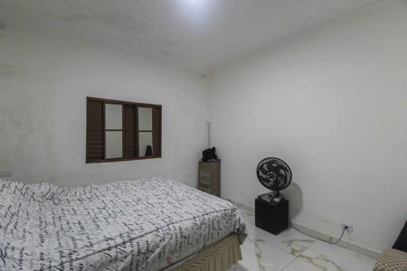 Casa para alugar com 60m², 3 quartos e 2 vagasQuarto 1