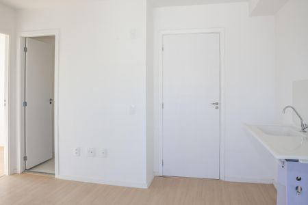 Sala e Cozinha de apartamento para alugar com 2 quartos, 35m² em Água Branca, São Paulo