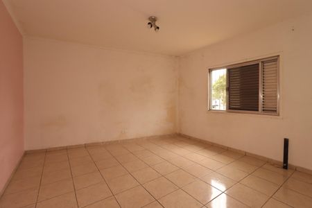 Casa para alugar com 161m², 2 quartos e 2 vagasQuarto 1
