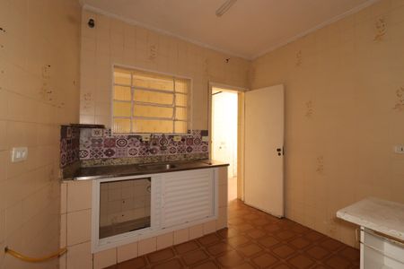 Casa para alugar com 161m², 2 quartos e 2 vagasCozinha