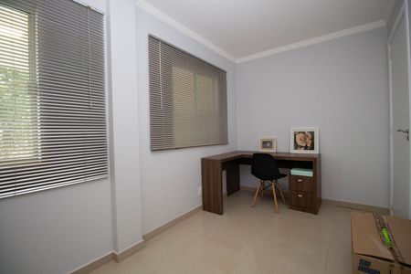 Casa de condomínio para alugar com 798m², 3 quartos e 4 vagas Casa de condomínio para alugar com 798m², 3 quartos e 4 vagasSuíte 3