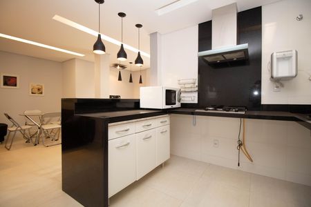 Casa de condomínio para alugar com 798m², 3 quartos e 4 vagas Casa de condomínio para alugar com 798m², 3 quartos e 4 vagasCozinha