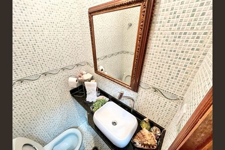 Apartamento para alugar com 140m², 4 quartos e 2 vagas Apartamento para alugar com 140m², 4 quartos e 2 vagasLavabo