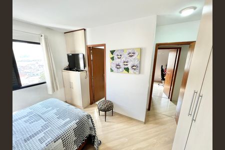 Apartamento para alugar com 140m², 4 quartos e 2 vagas Apartamento para alugar com 140m², 4 quartos e 2 vagasQuarto 4 - Suíte