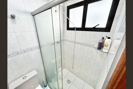 Apartamento para alugar com 140m², 4 quartos e 2 vagas Apartamento para alugar com 140m², 4 quartos e 2 vagasBanheiro da Suíte 1