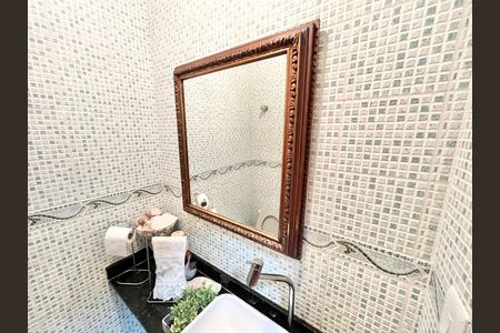 Apartamento para alugar com 140m², 4 quartos e 2 vagas Apartamento para alugar com 140m², 4 quartos e 2 vagasLavabo