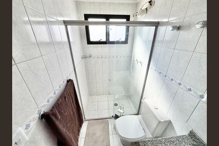 Apartamento para alugar com 140m², 4 quartos e 2 vagas Apartamento para alugar com 140m², 4 quartos e 2 vagasBanheiro da Suíte 3
