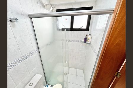 Apartamento para alugar com 140m², 4 quartos e 2 vagas Apartamento para alugar com 140m², 4 quartos e 2 vagasBanheiro da Suíte 1