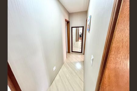 Apartamento para alugar com 140m², 4 quartos e 2 vagas Apartamento para alugar com 140m², 4 quartos e 2 vagasCorredor