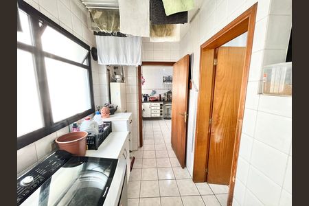 Apartamento para alugar com 140m², 4 quartos e 2 vagas Apartamento para alugar com 140m², 4 quartos e 2 vagasÁrea de Serviço