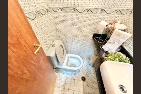 Apartamento para alugar com 140m², 4 quartos e 2 vagas Apartamento para alugar com 140m², 4 quartos e 2 vagasLavabo