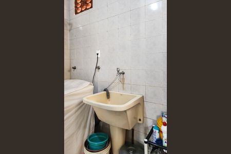 Casa de condomínio à venda com 160m², 3 quartos e 1 vaga Casa de condomínio à venda com 160m², 3 quartos e 1 vagaÁrea de Serviço