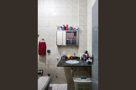 Casa de condomínio à venda com 160m², 3 quartos e 1 vaga Casa de condomínio à venda com 160m², 3 quartos e 1 vagaBanheiro 1