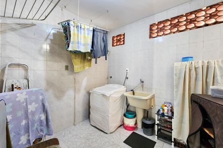 Casa de condomínio à venda com 160m², 3 quartos e 1 vaga Casa de condomínio à venda com 160m², 3 quartos e 1 vagaÁrea de Serviço