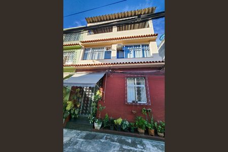Casa de condomínio à venda com 160m², 3 quartos e 1 vaga Casa de condomínio à venda com 160m², 3 quartos e 1 vagaÁrea Comum