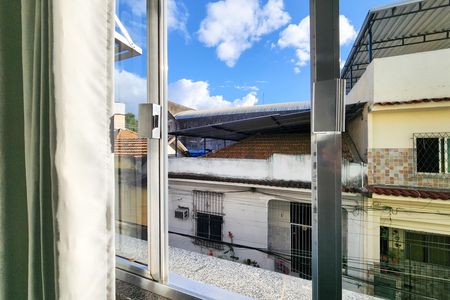 Casa de condomínio à venda com 160m², 3 quartos e 1 vaga Casa de condomínio à venda com 160m², 3 quartos e 1 vagaVista do Quarto 2