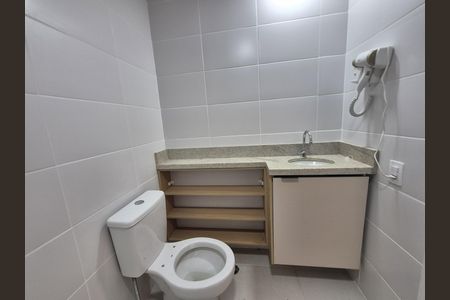 Banheiro de kitnet/studio à venda com 1 quarto, 24m² em Tatuapé, São Paulo