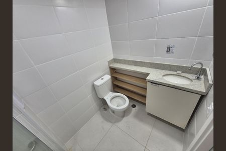Banheiro de kitnet/studio à venda com 1 quarto, 24m² em Tatuapé, São Paulo