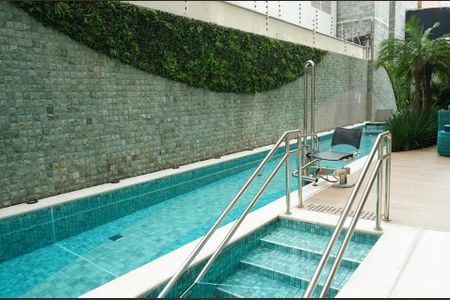 Studio à venda com 24m², 1 quarto e sem vaga Studio à venda com 24m², 1 quarto e sem vagaPiscina