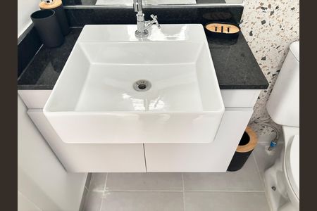 Studio para alugar com 25m², 1 quarto e sem vaga Studio para alugar com 25m², 1 quarto e sem vagaBanheiro