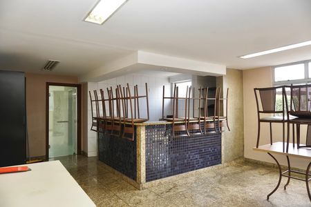 Apartamento à venda com 93m², 3 quartos e 2 vagas Apartamento à venda com 93m², 3 quartos e 2 vagasÁrea comum - Salão de festas