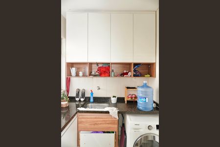 Apartamento à venda com 93m², 3 quartos e 2 vagas Apartamento à venda com 93m², 3 quartos e 2 vagasÁrea de Serviço