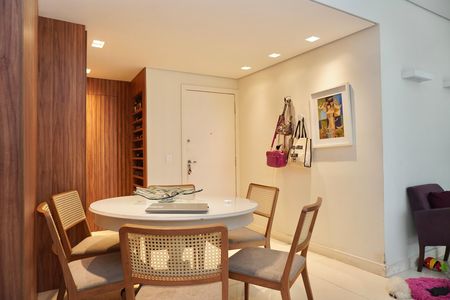 Apartamento à venda com 93m², 3 quartos e 2 vagas Apartamento à venda com 93m², 3 quartos e 2 vagasCopa