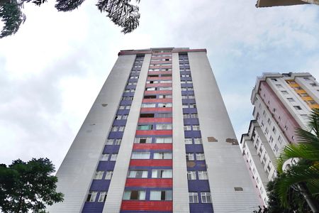 Apartamento à venda com 93m², 3 quartos e 2 vagas Apartamento à venda com 93m², 3 quartos e 2 vagasFachada do Prédio