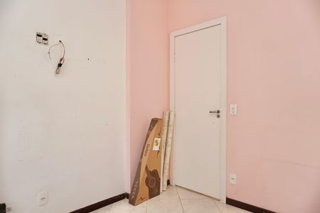 Apartamento à venda com 93m², 3 quartos e 2 vagas Apartamento à venda com 93m², 3 quartos e 2 vagasQuarto 1