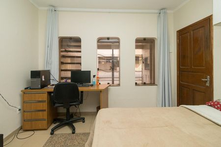 Sala de casa à venda com 4 quartos, 160m² em Vila California, São Paulo