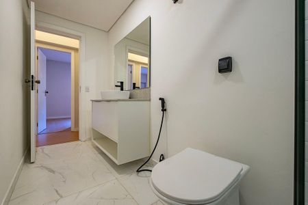 Banheiro de apartamento para alugar com 3 quartos, 148m² em Pinheiros, São Paulo