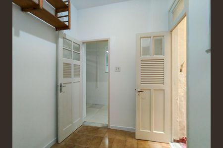Apartamento à venda com 100m², 3 quartos e sem vaga Apartamento à venda com 100m², 3 quartos e sem vagaQuarto de Serviço