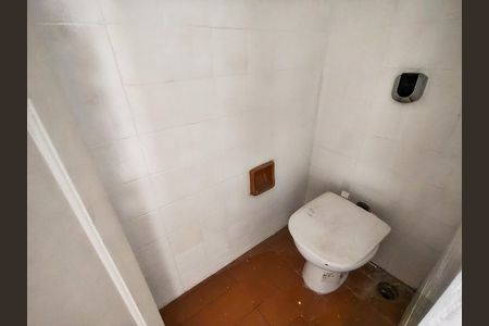 Apartamento à venda com 100m², 3 quartos e sem vaga Apartamento à venda com 100m², 3 quartos e sem vagaBanheiro de serviço