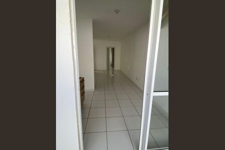 Sala de casa de condomínio para alugar com 2 quartos, 54m² em Jardim Algarve, Viamão