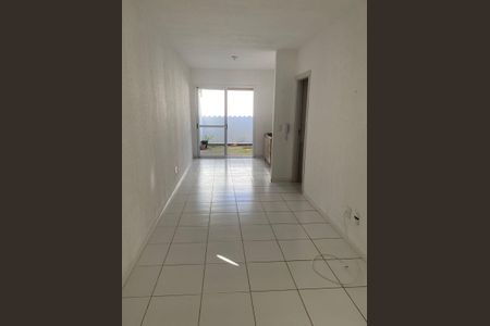 Sala de casa de condomínio para alugar com 2 quartos, 54m² em Jardim Algarve, Viamão