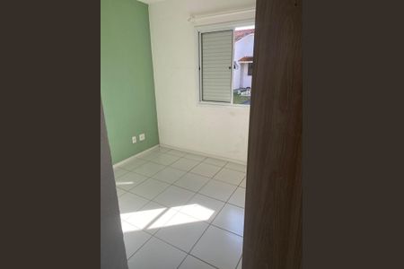 Quarto 2 de casa de condomínio para alugar com 2 quartos, 54m² em Jardim Algarve, Viamão