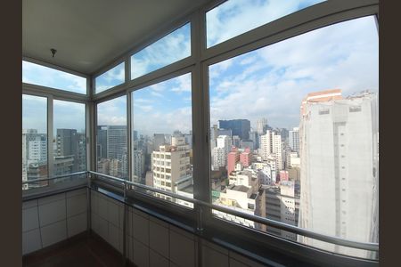 Apartamento à venda com 65m², 1 quarto e sem vaga Apartamento à venda com 65m², 1 quarto e sem vagaVista da Sacada