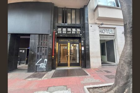 Apartamento à venda com 65m², 1 quarto e sem vaga Apartamento à venda com 65m², 1 quarto e sem vagaFachada e portaria