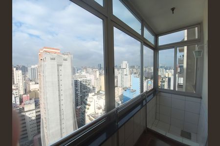 Apartamento à venda com 65m², 1 quarto e sem vaga Apartamento à venda com 65m², 1 quarto e sem vagaVista da Sacada