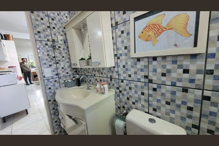 Banheiro de casa para alugar com 1 quarto, 60m² em Jardim Itapua, Itaquaquecetuba