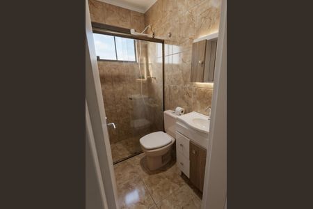 Banheiro de casa para alugar com 2 quartos, 115m² em Parque da Matriz, Cachoeirinha